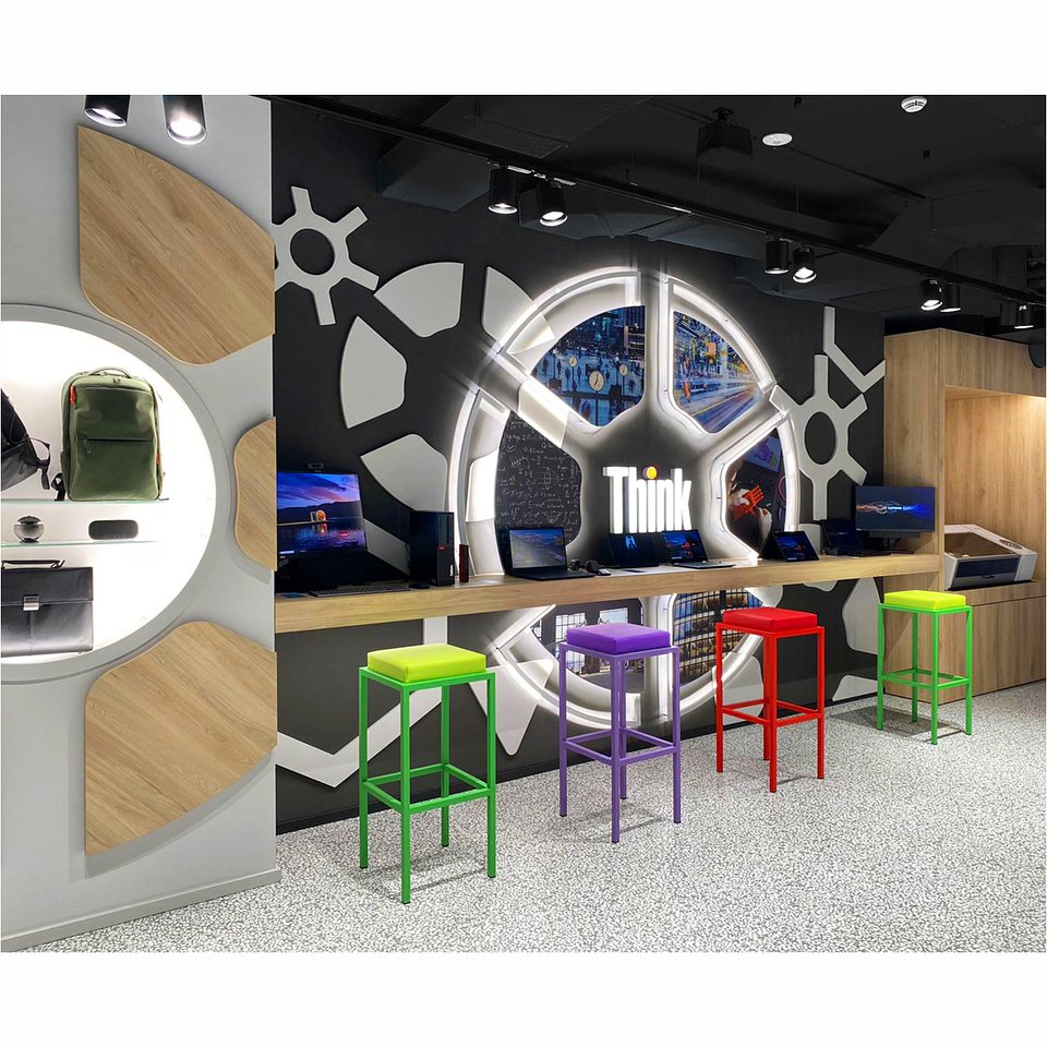 Spazio Lenovo (13).jpg