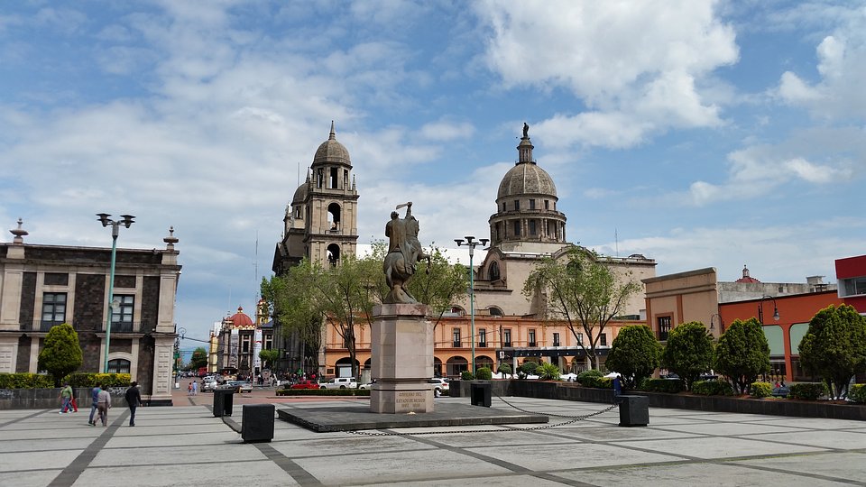 Lepsza łączność dzięki szybkiej kolei: Nowa linia „Tren Interurbano México Toluca” jest budowana między Toluca (zdjęcie) a miastem Meksyk. Zdjęcie: Geraldo Ramos /Shutterstock.com Lepsza łączność dzięki szybkiej kolei: Nowa linia „Tren Interurbano México Toluca” jest budowana między Toluca (zdjęcie) a miastem Meksyk.Zdjęcie: Geraldo Ramos /Shutterstock.com