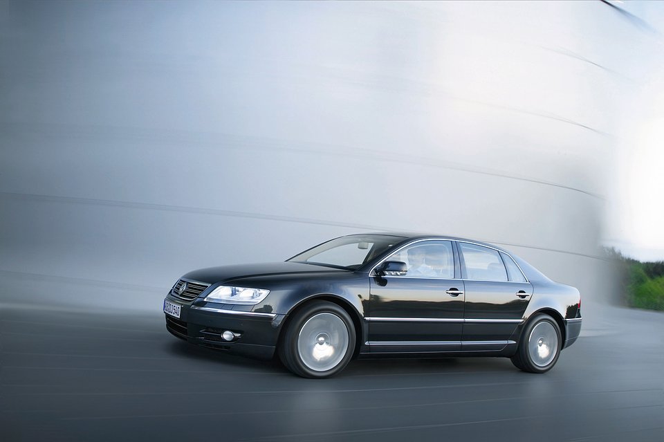 volkswagen_phaeton_v6.jpeg