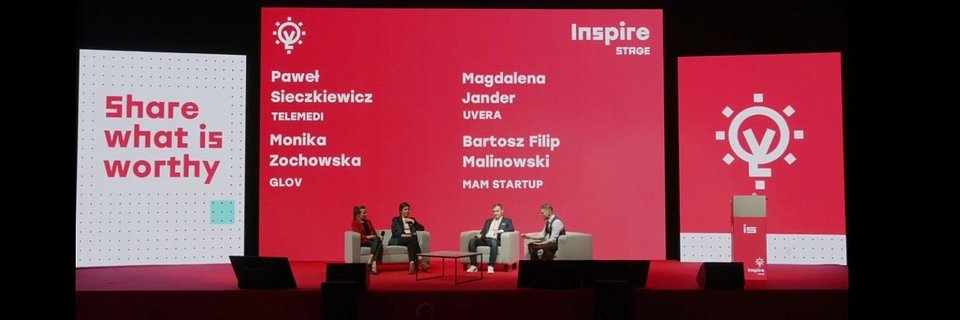 Paweł Sieczkiewicz on Infoshare stage