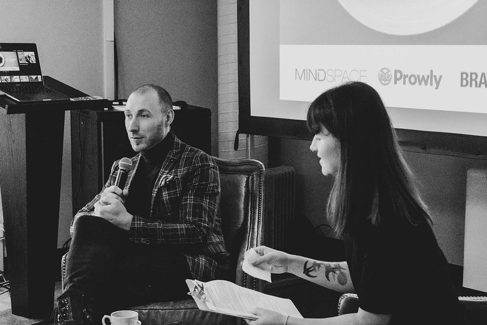 Nasz gość specjalny Michał Leksiński i prowadząca spotkanie Edyta Kowal. Foto by filmuj.pro