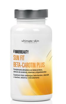 Nowatorski preparat SUN FIT BETA-CAROTIN PLUS stanowi perfekcyjne dopełnienie ochrony przeciwsłonecznej od zewnątrz, ponieważ przygotowuje on skórę od wewnątrz do wzmożonej ekspozycji na słońce - po to, aby oprócz zdrowej opalenizny, zachowała ona piękny i młodzieńczy wygląd!
SUN FIT BETA-CAROTIN PLUS dostarcza wyselekcjonowane składniki odżywcze, takie jak witaminy E i
C, B2, cynk, selen i miedź. Te wysoko skoncentrowane składniki przyczyniają się do ochrony komórek przed stresem oksydacyjnym, a przez to zapobiegają przedwczesnemu starzeniu się skóry spowodowanemu promie- niowaniem słonecznym.
SUN FIT BETA-CAROTIN PLUS to suplement diety zawierający ekstrakt z marchwi, beta-karoten, witaminy i mikroelementy. Jest odpowiedni dla wegan i nie zawiera glukozy, ani laktozy.
BEAUTY-PLUS: zapewnia dodatkową ochronę skóry przed słońcem i piękną, delikatną opaleniznę
HITY W SKŁADZIE: Beta-karoten i ekstrakt z marchwi Cena za opakowanie (90 kapsułek): 86 zł