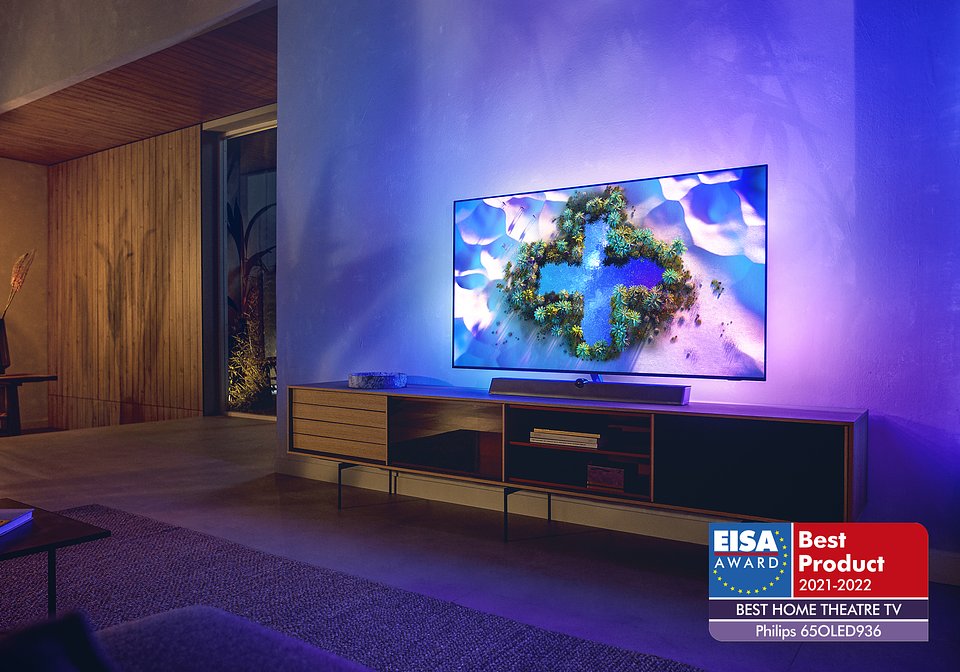 OLED+ 936 Lifestyle.jpg