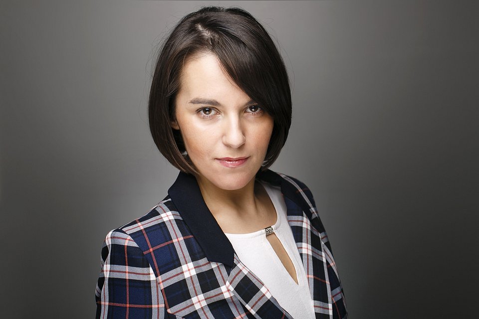 Chalas_i_Wspolnicy_Joanna_Uchanska.jpg