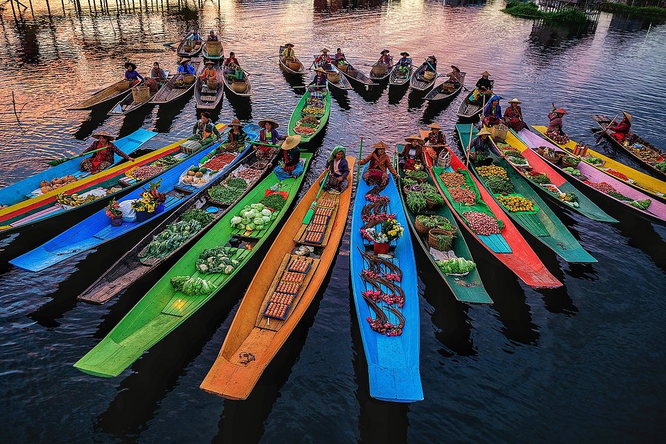 Taken in Myanmar (Kyaw Swar Myint/AGORA images)
