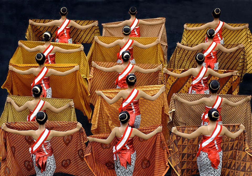 Dance has always been an important part of Indonesian culture, as a form of prayer to the Gods (Wibowo Rahardjo/AGORA images)