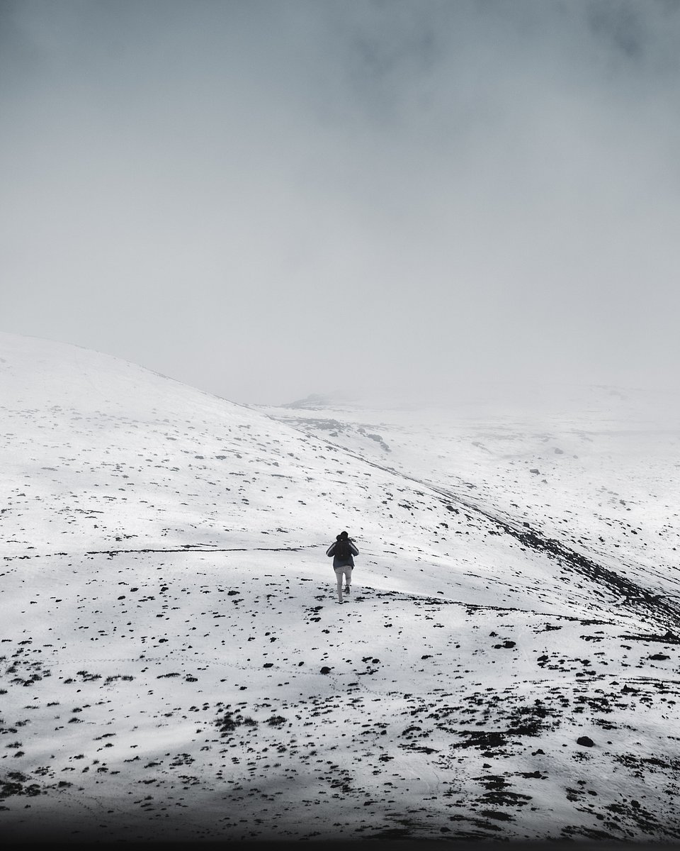 📍Iceland (Alejandro Davis/AGORA images)
