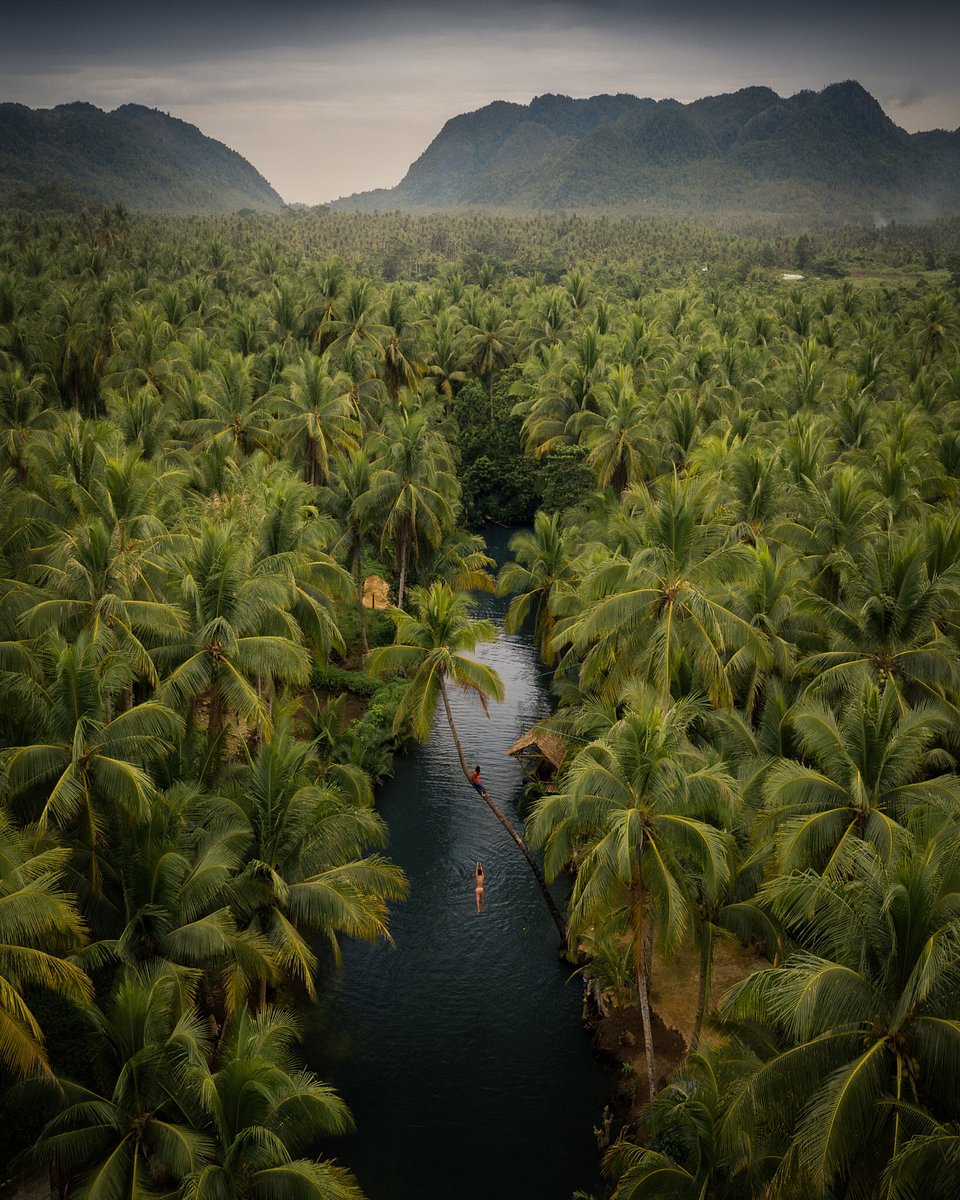 📍Siargao island, Philippines (Lee Mumford/AGORA images)