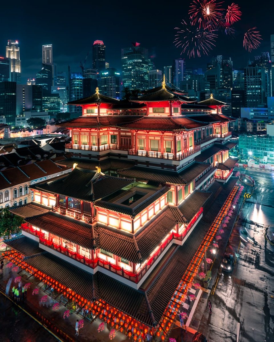 Location: Buddha Tooth Relic Temple, Chinatown, Singapore