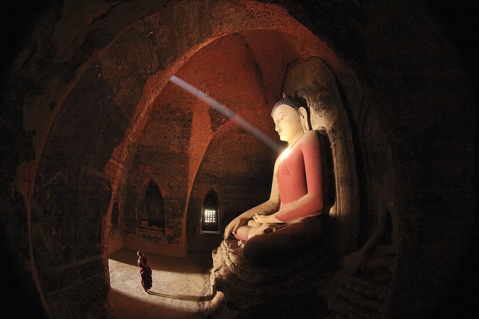 Location: Pahtotharmyar Temple, Bagan, Myanmar