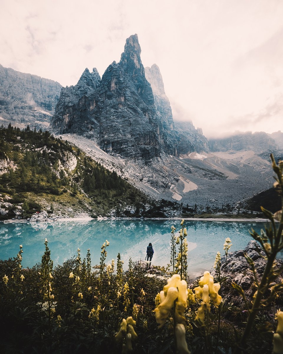 Location: Lago di Sorapis, Italy