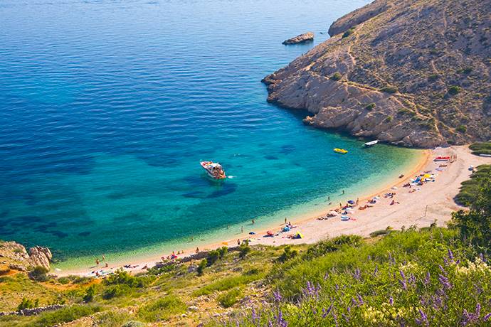 Plaża Baška na wyspie Krk.jpeg
