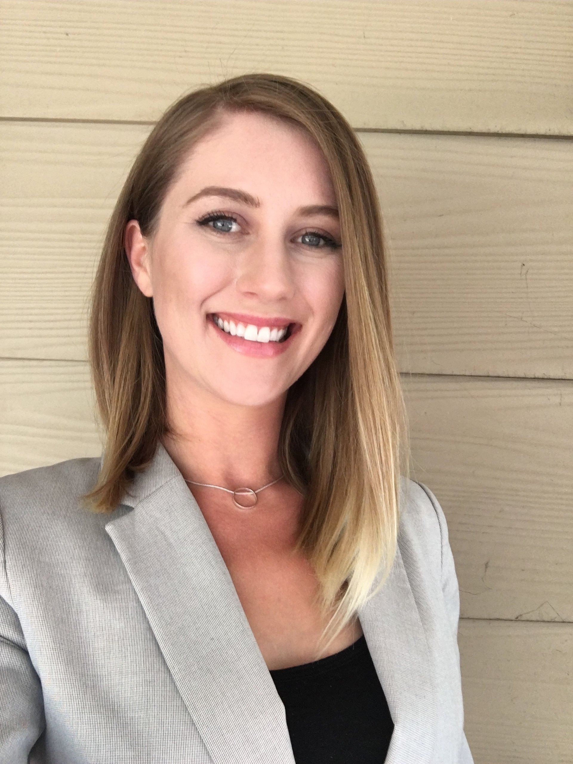Alexandra Ewell Returns to Coldwell Banker Realty as Affiliate Agent