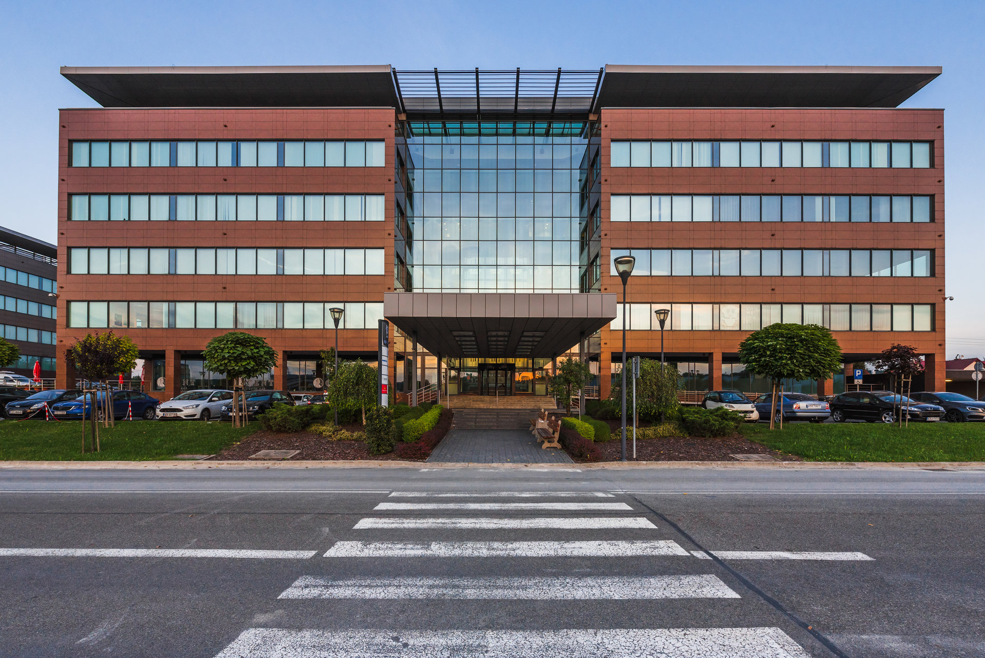 BNP Paribas Real Estate Poland represented First Property in the