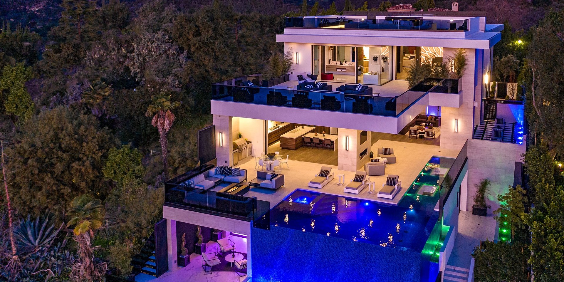 Coldwell Banker’s Jade Mills Announces Listing of Los Angeles Estate