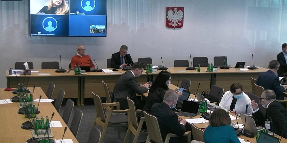 Projekt ustawy o zawodzie farmaceuty został skierowany do podkomisji